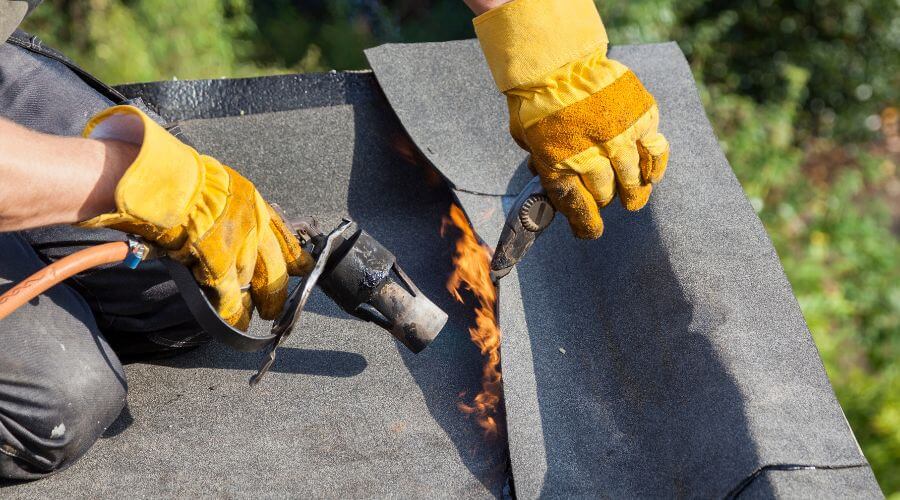 Expert new roof installation services in Chataignier, LA